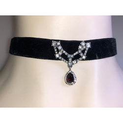 CHLOE + ISABEL velvet noir crystal & garnet teardrop choker - N056