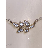 CHLOE + ISABEL petite sparkling laurel necklace - N045