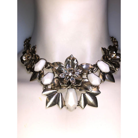 CHLOE + ISABEL gilded bloom statement collar - N313