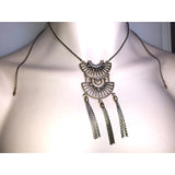 CHLOE + ISABEL deco sunburst tassel pendant necklace - N099