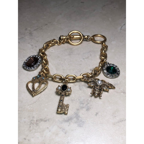 CHLOE & ISABEL Gold-Tone Charm Bracelet with charms  - B082