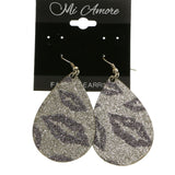 Mi Amore Lips Kiss Dangle-Earrings Gray