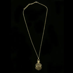 Luxury Pendant-Necklace Gold NWOT