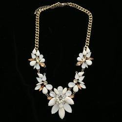 Luxury Crystal Flower Necklace Gold & White NWOT