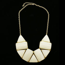 Luxury Necklace Gold/White NWOT