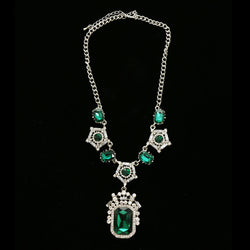 Luxury Crystal Necklace Silver/Green NWOT
