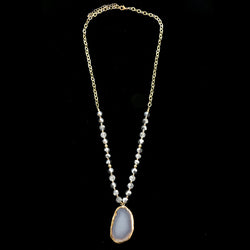 Luxury Stone Necklace Gold/White NWOT